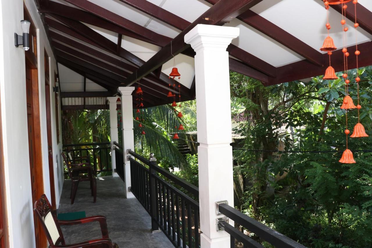 Great Yeheni Villa Hikkaduwa Εξωτερικό φωτογραφία