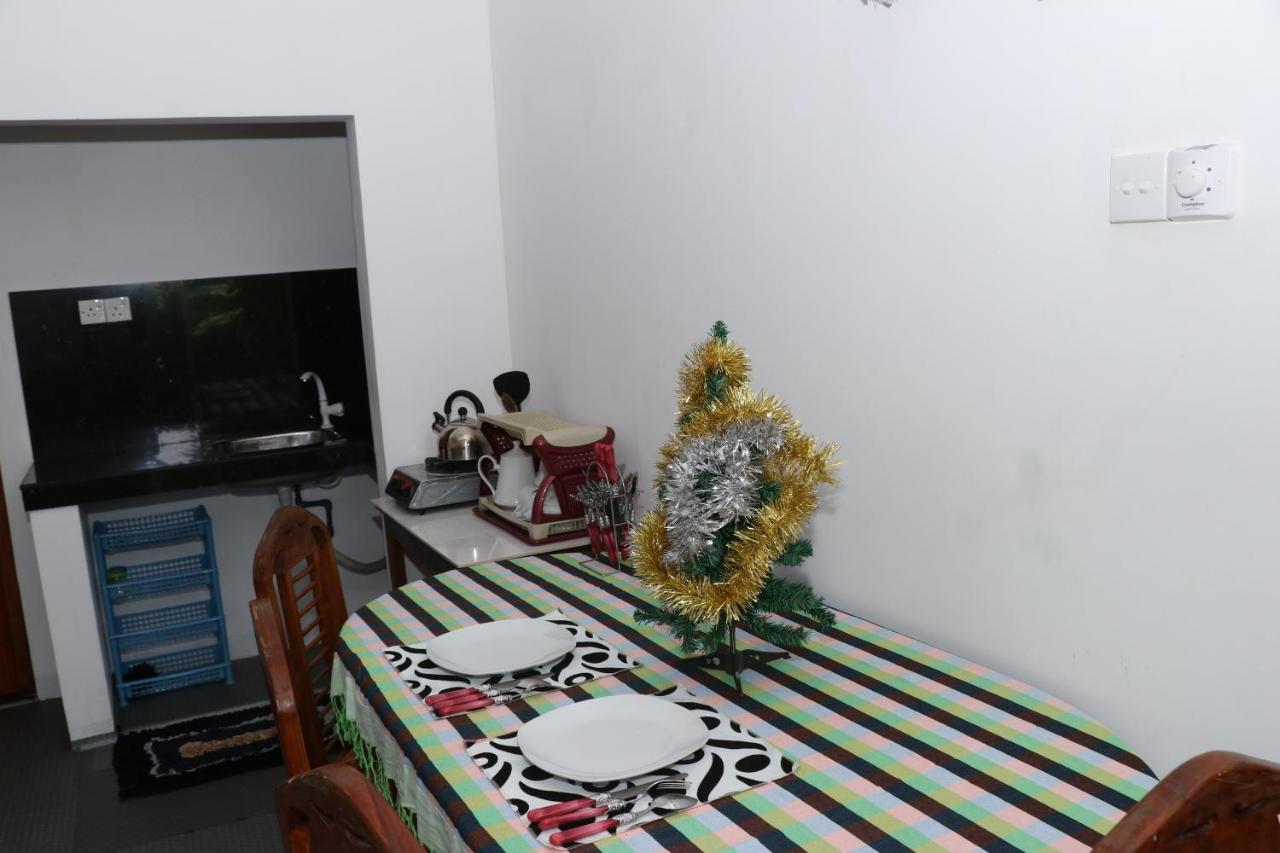 Great Yeheni Villa Hikkaduwa Εξωτερικό φωτογραφία